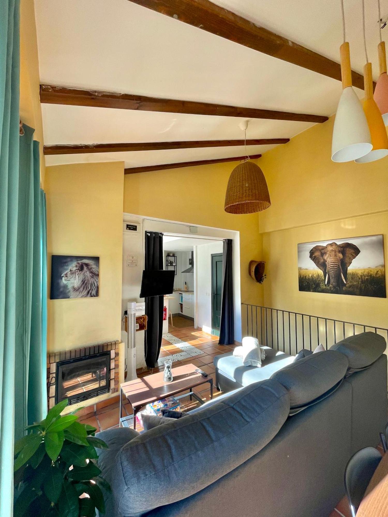 Casa Rural Una Ventana A La Montana 아레세나 외부 사진